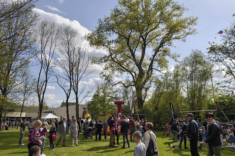 Deinse speelpleinwerkingen zoeken animatoren