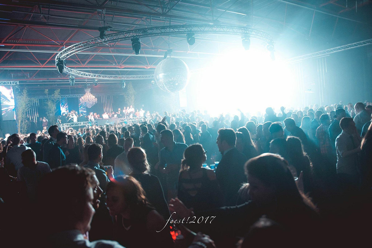 Deinze viert oud naar nieuw opnieuw met Feest!2018