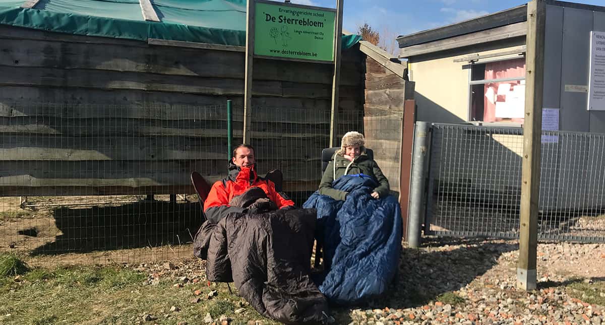 De eerste schoolkampeerders arriveerden vandaag in Meigem