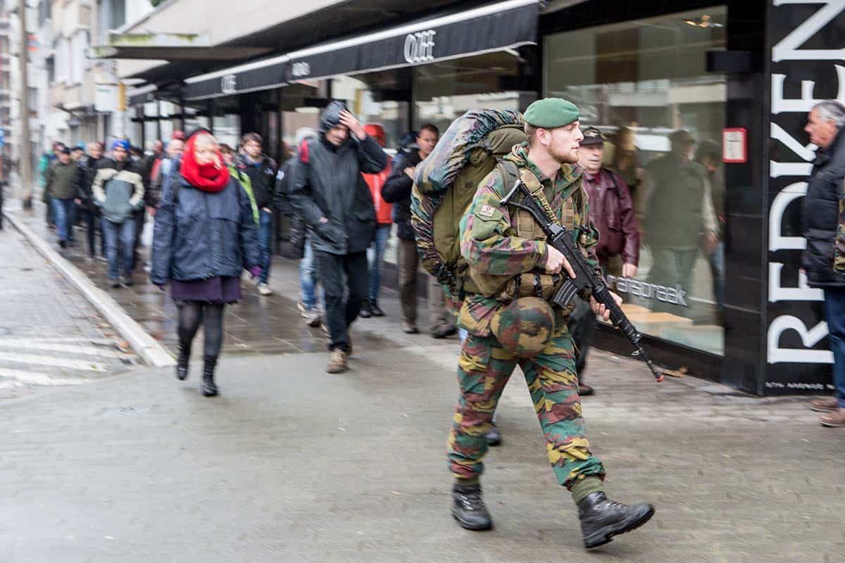 11de Bataljon Genie traint samen met politie en brandweer in Deinze – Donza Response