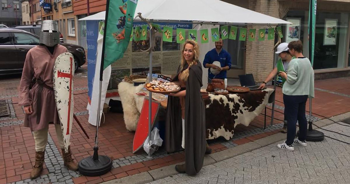 Archeologiedagen: Pop-up middeleeuws marktkraam (Petegem)