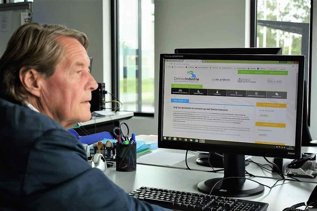 Deinze Industrie doet een dringende oproep naar laptops voor kansarme kinderen