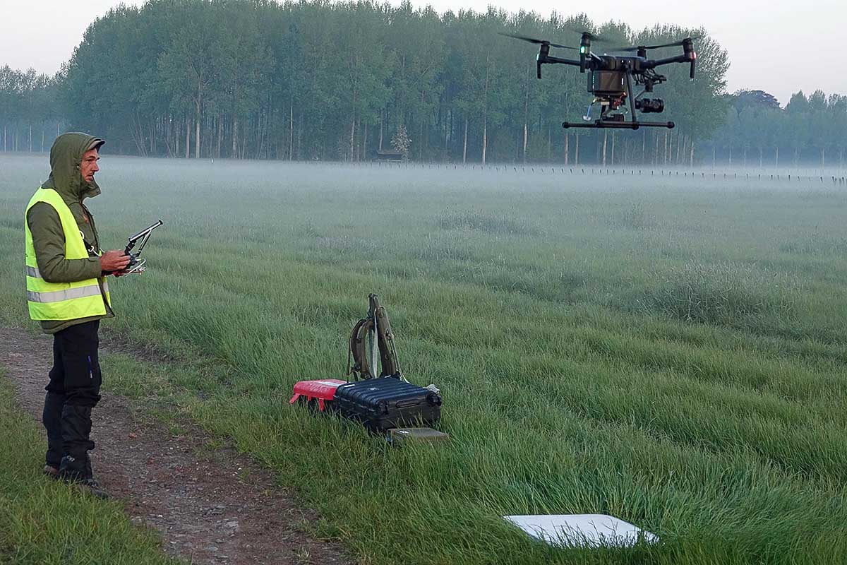 Natuurpunt inventariseert het broedgebied van de deinse Grutto’s met een drone.