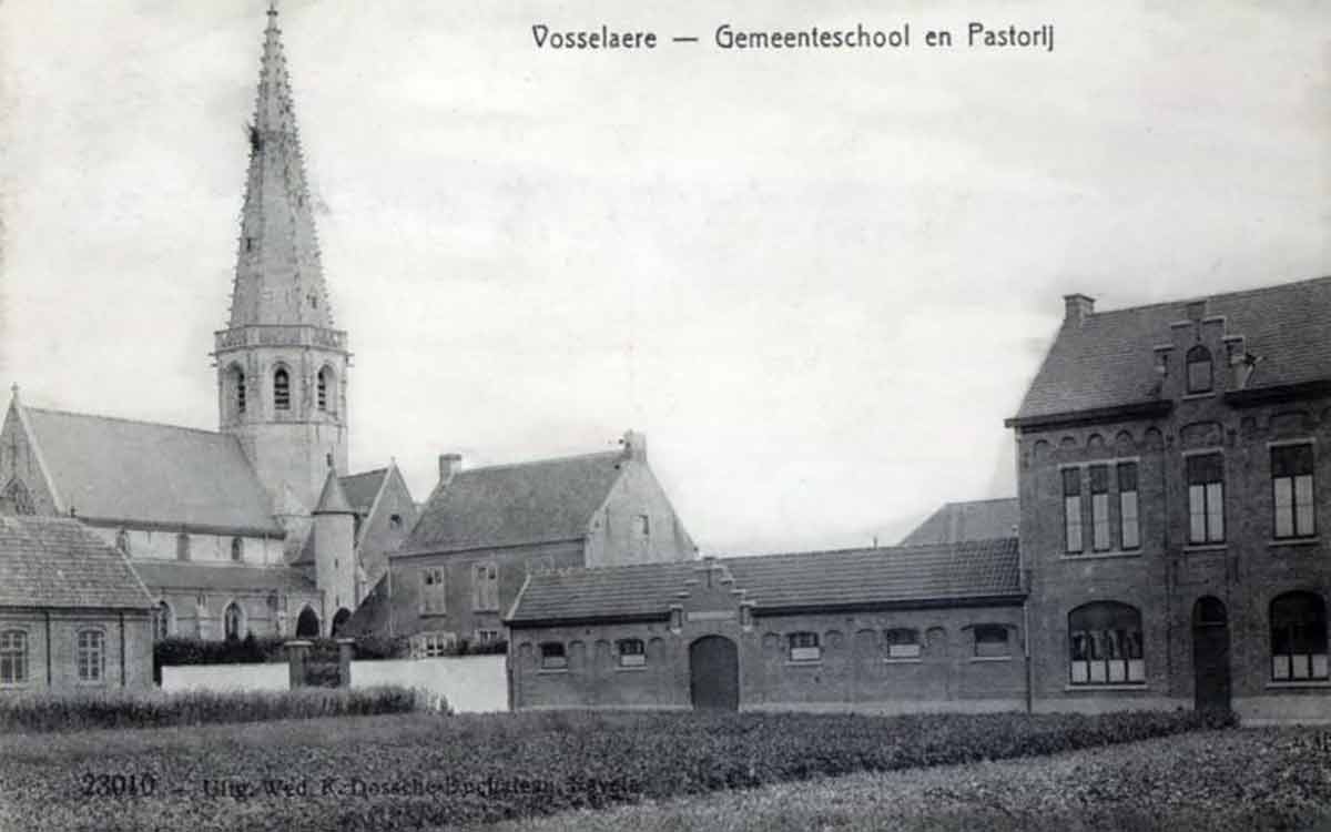 Boek met 650 oude plaatsnamen uit Vosselare