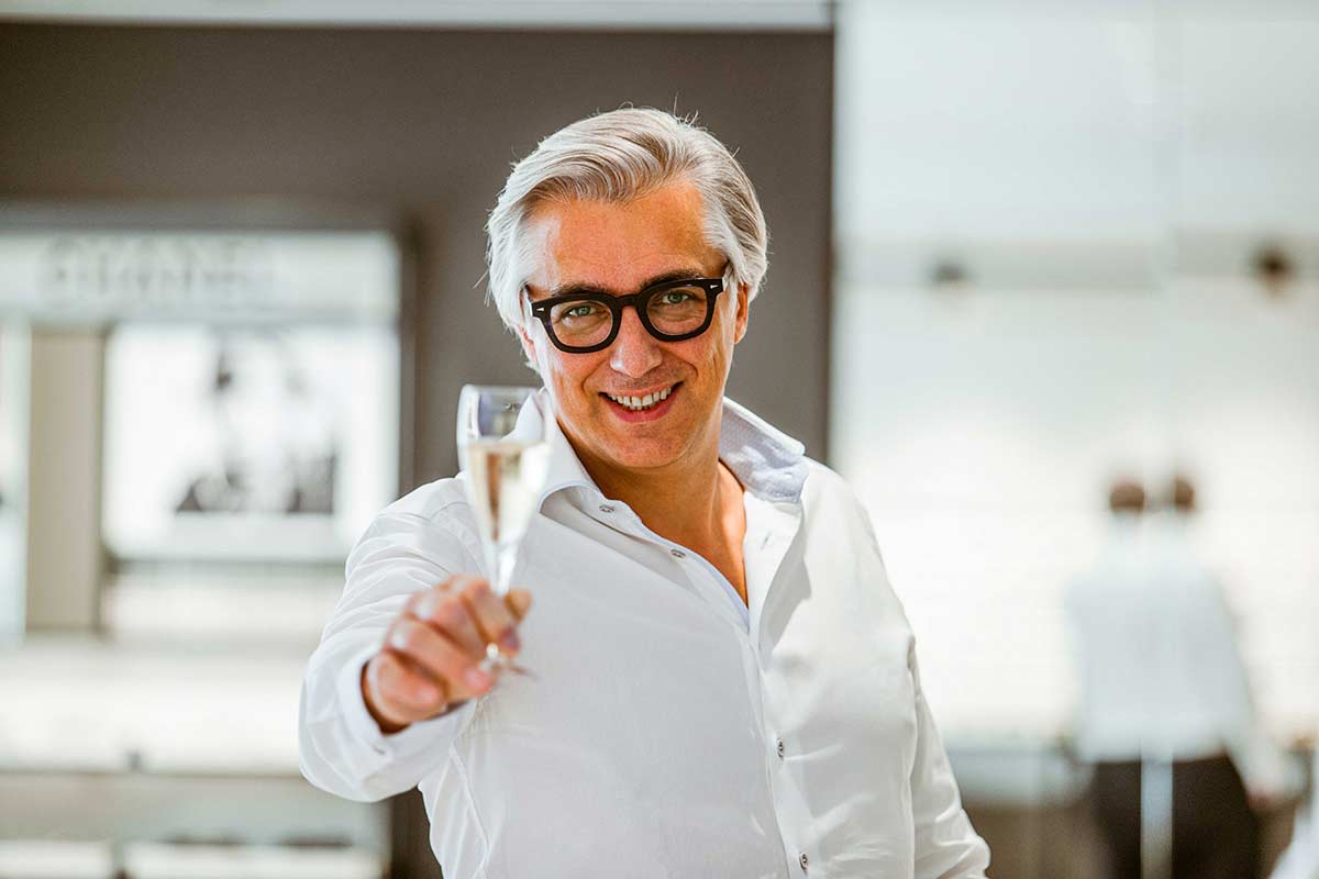 Lieven trakteert & steunt zo lokale horeca
