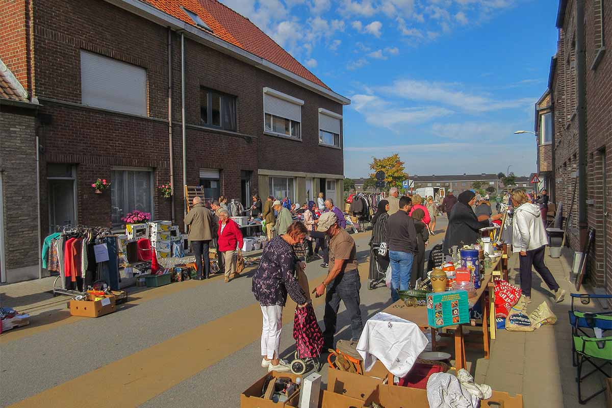 Garageverkoop in Slachthuisstraat