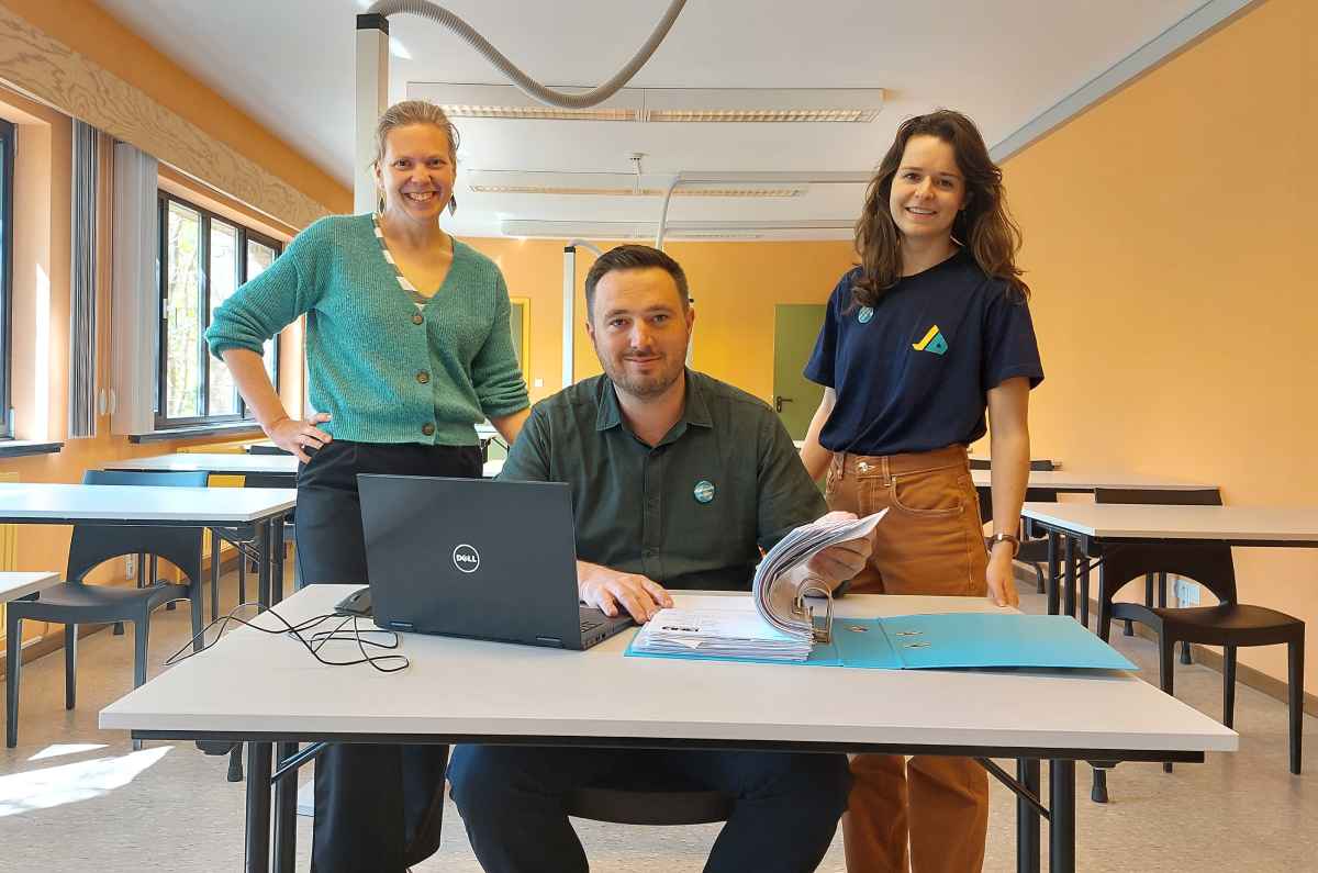 Stad Deinze opent samen met Jeugdraad Deinze 3 bloklocaties voor studenten die samen willen studeren