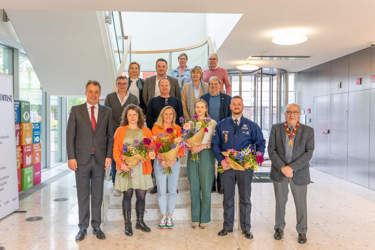 Deinze huldigt laureaten van de arbeid