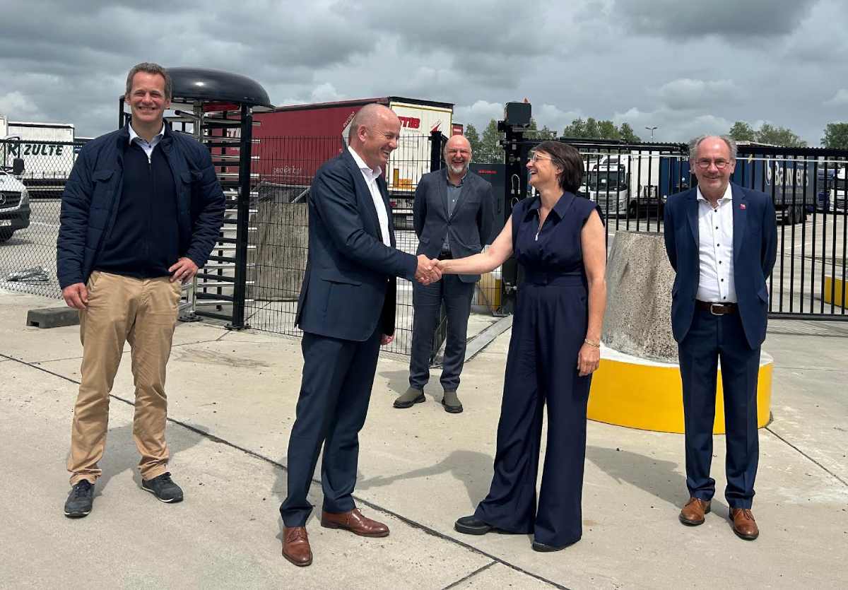 Nieuwe vrachtwagenparking op De Prijkels zorgt voor efficiënte mobiliteitsoplossing 