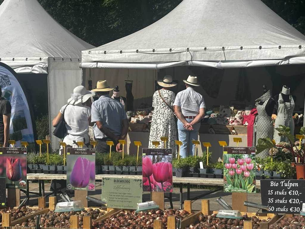 Paasweekend: de mooiste en grootste tuinbeurs van de maand april vind je in Ooidonk!