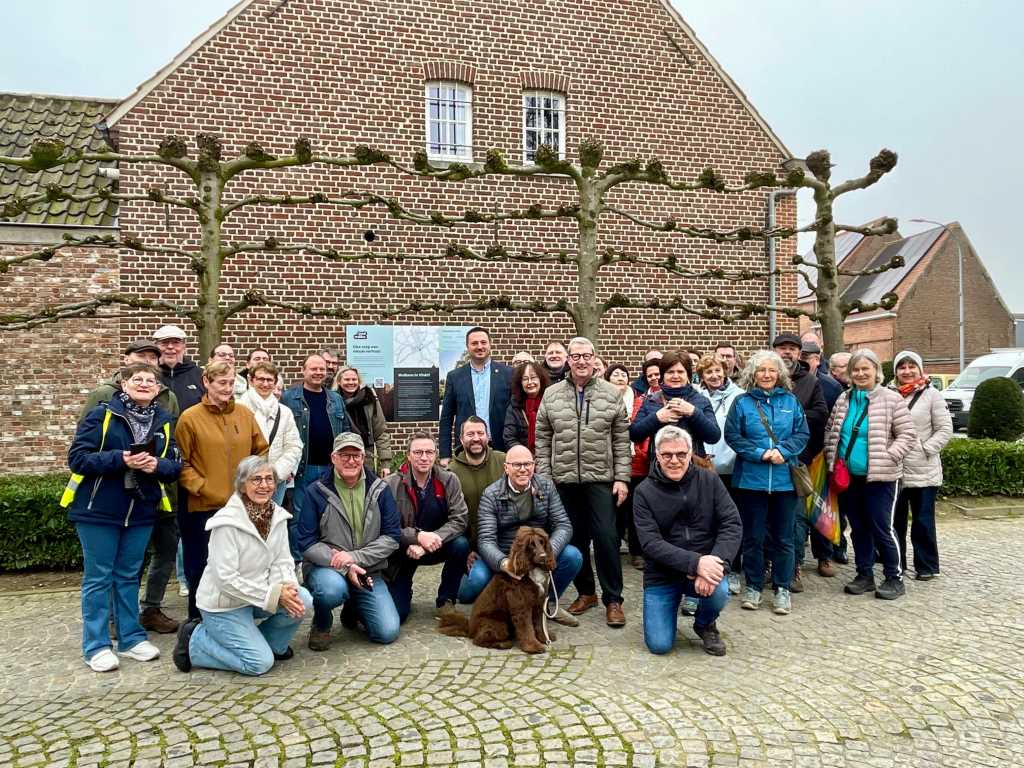 Nieuwe luisterwandeling in Vinkt officieel gelanceerd als tweede Deinze Podwalk